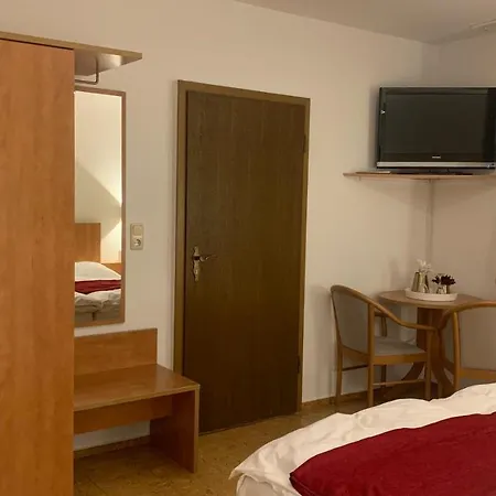 Goldne Krone Гостевой дом Оппенхайм